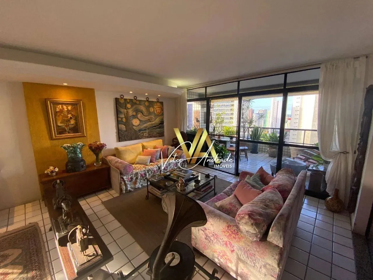 Apartamento com 5 quartos, sendo 3 suítes à venda, 226 m² - Parnamirim - Recife/PE