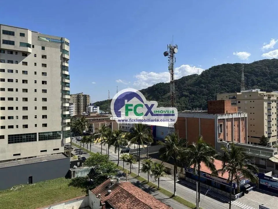 Apartamento com Piscina no Centro em Mongaguá - 2472