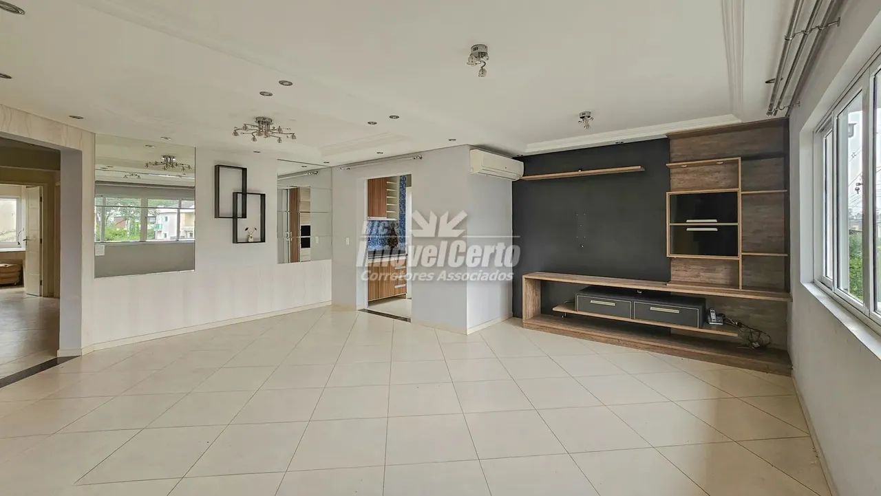 Casa em condomínio fechado de 196 m² com 3 dormitórios sendo 1 suíte e mais área de sótão - Foto 2