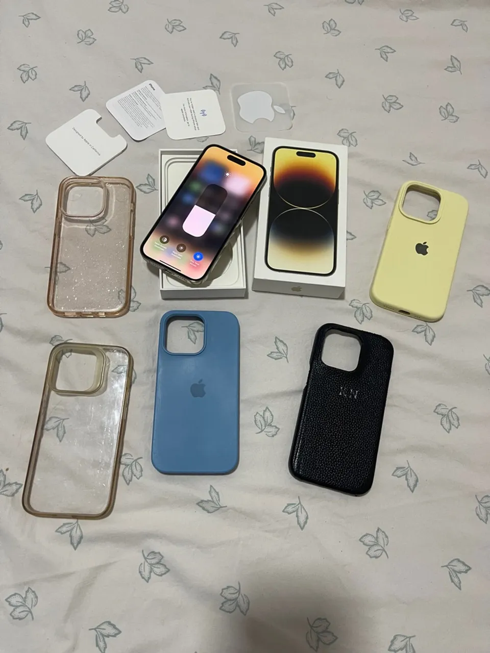 iPhone 14 Pro vendo e troco em outro de menor valor
