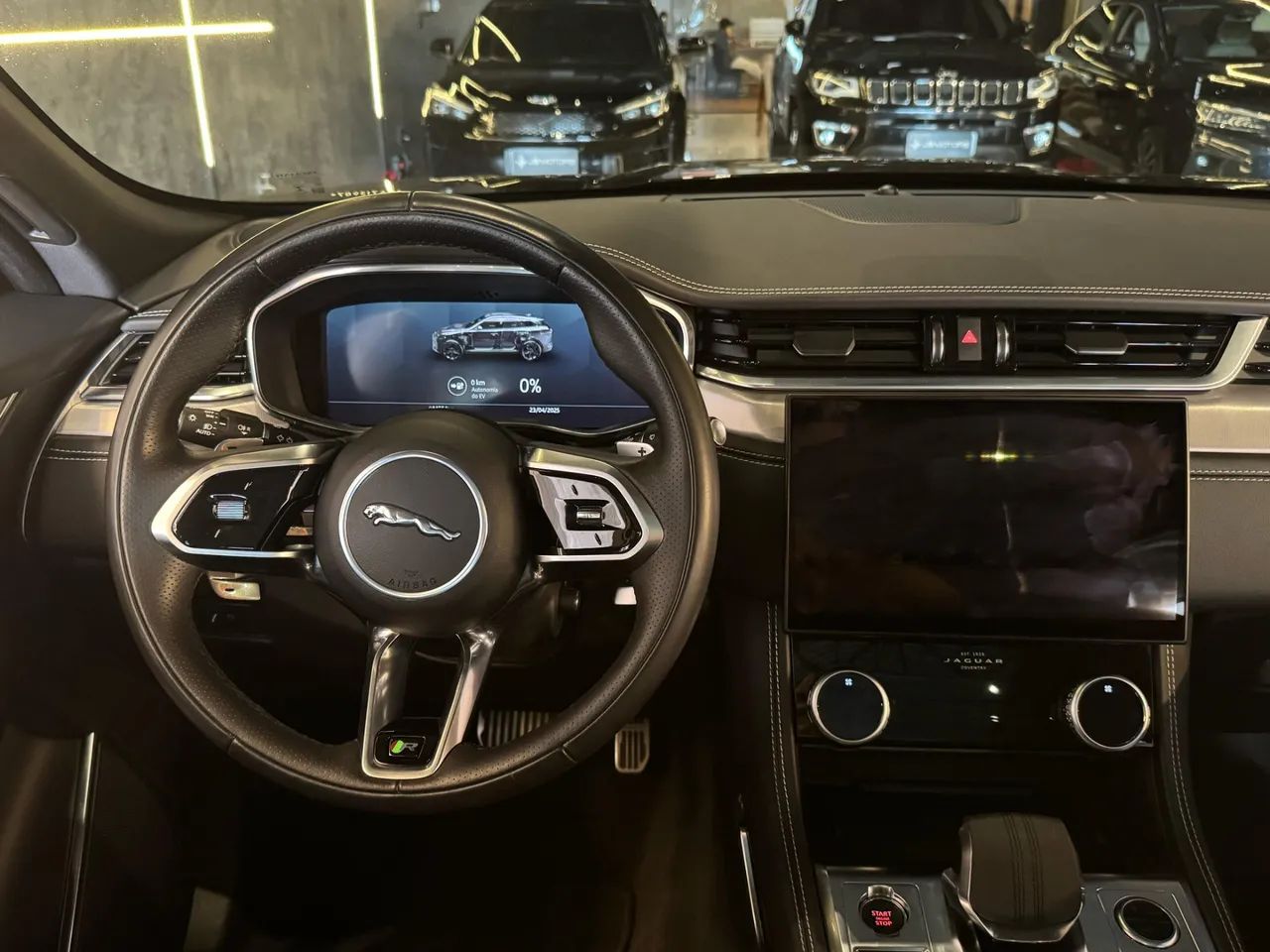 Jaguar F-Pace 2.0 P400e Phev R-Dynamic Se Awd Automático - Foto 14