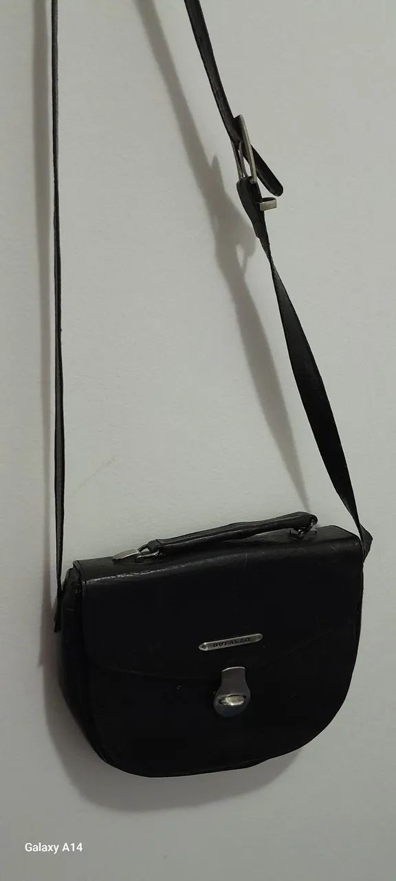 Bolsa em couro legítimo 
