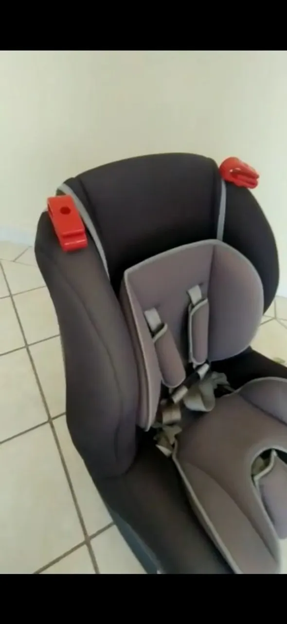 Cadeirinha de carro infantil