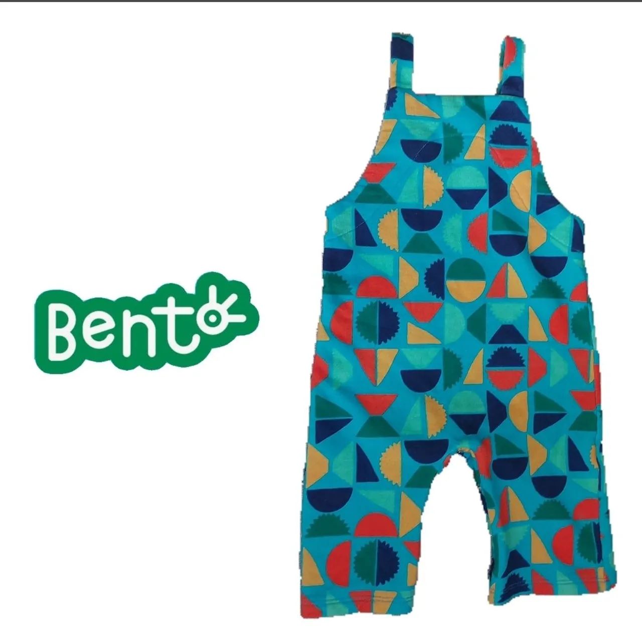 Bento jardineira bebê - 12 meses