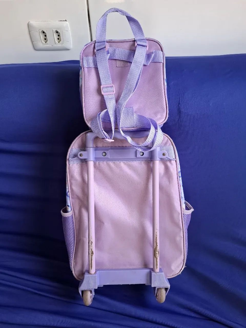 Kit Mochila + Lancheira da Frozen usadas (Quebra Galho ) - Foto 3