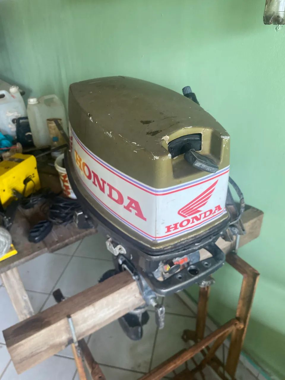 Motor de popa 25hp parado  - Foto 3