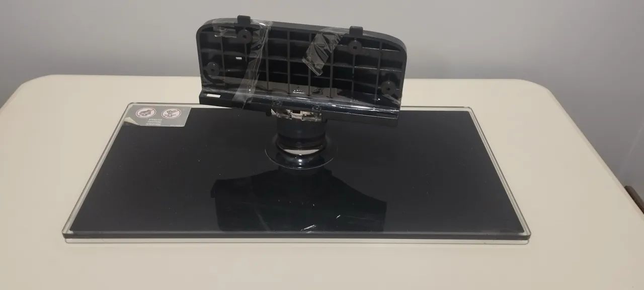 Suporte te smart pezinho televisão 