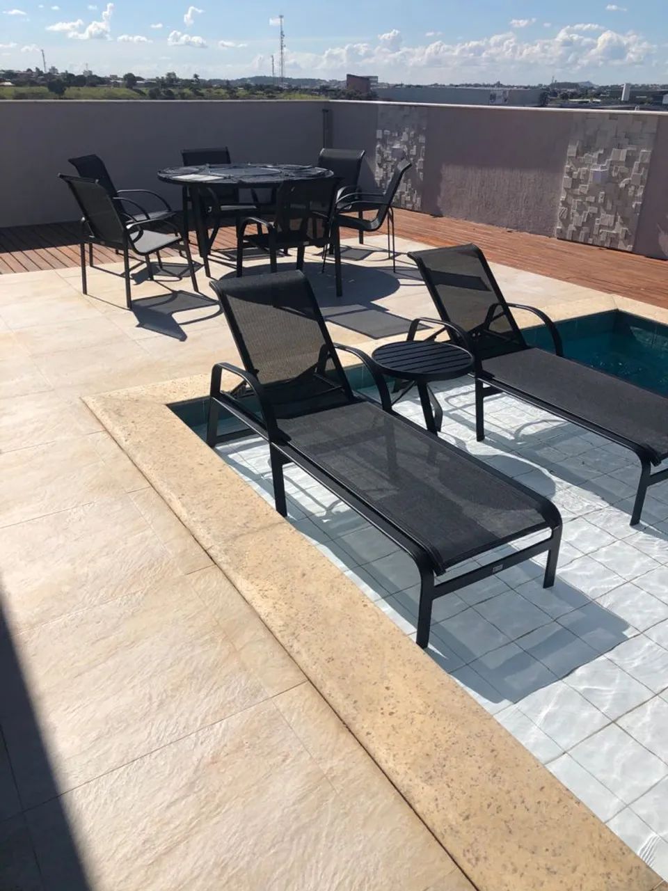 Conjunto de mesas e cadeiras com espreguiçadeiras em alumínio tela sling  - Foto 4