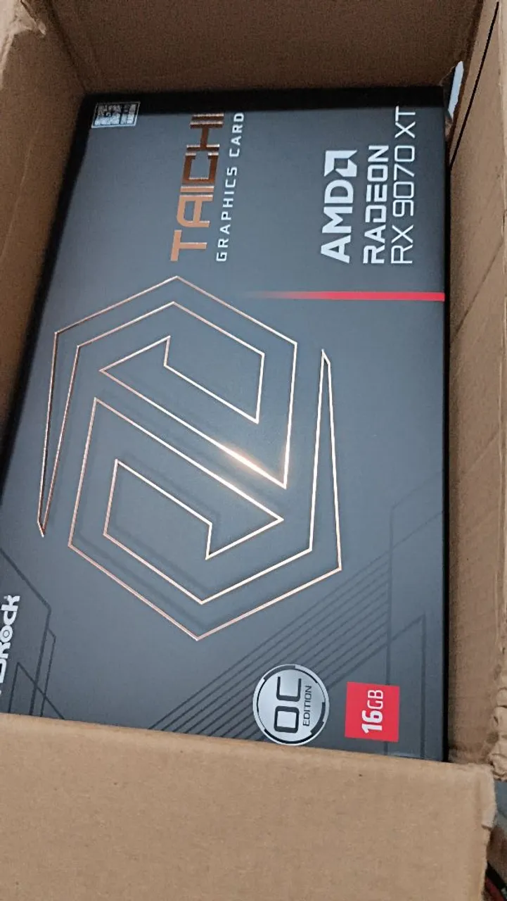 Placa de Vídeo ASRock Taichi RX 9070 XT 16GB - OC Edition