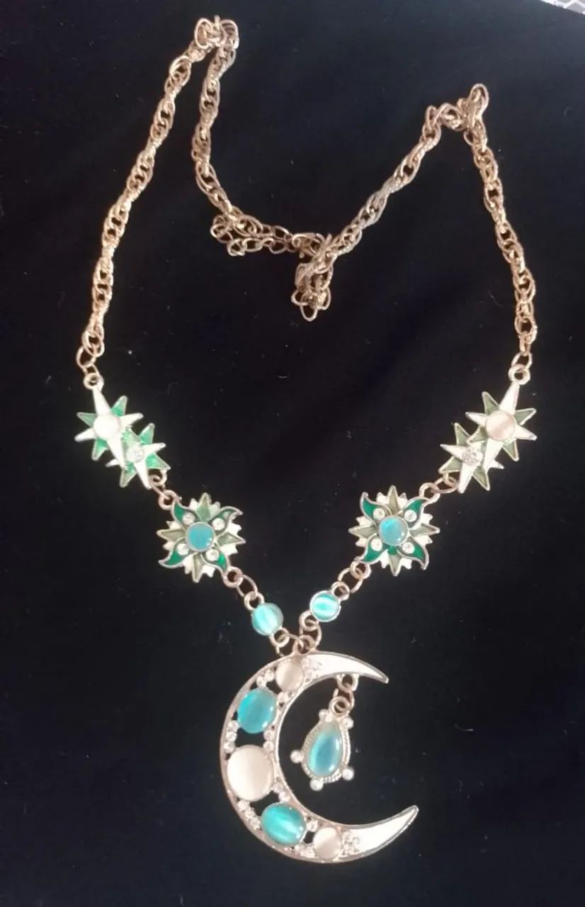 Conjunto de Colar, Brincos e Pulseira com Motivos de Lua e Estrelas - Foto 3