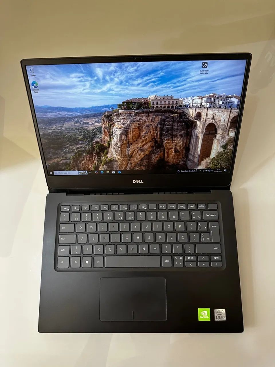 Notebook Dell Vostro 5490