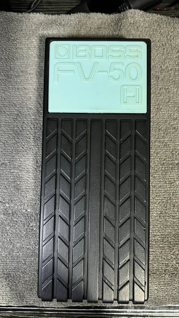 Pedal de Volume Boss FV-50H