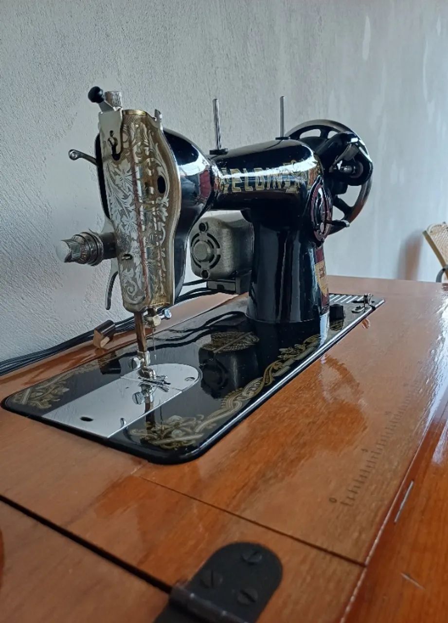 Máquina de Costura Elgin415075084272281602