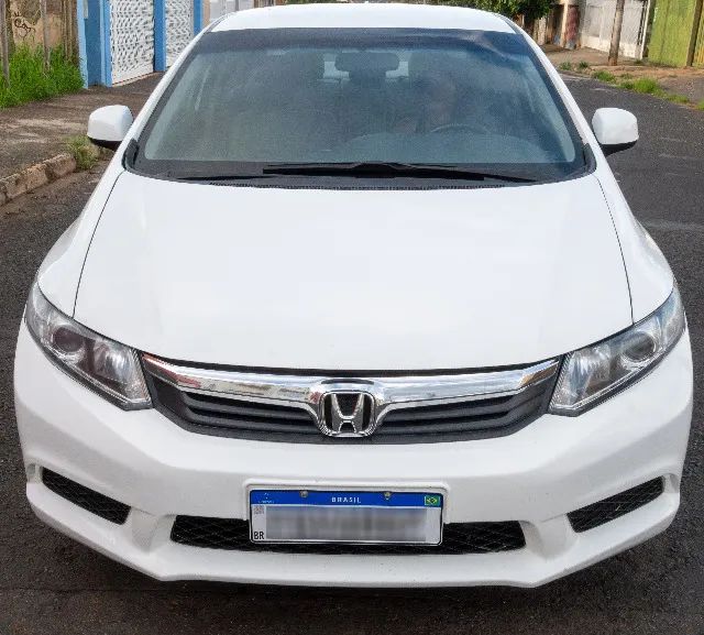 Honda Civic 2014/2015 Excelente Estado - Foto 2