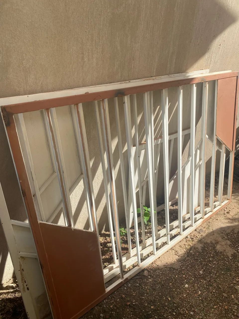 Grade de Portões e Janelas - Ferro maciço  - Foto 2