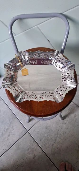 Bandeja Banho de prata Régia borda rendada sem uso. 25 x 20. 