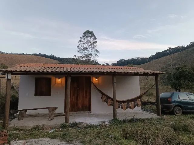 Chácara, terreno pronta com casa , água e luz .2100m2.