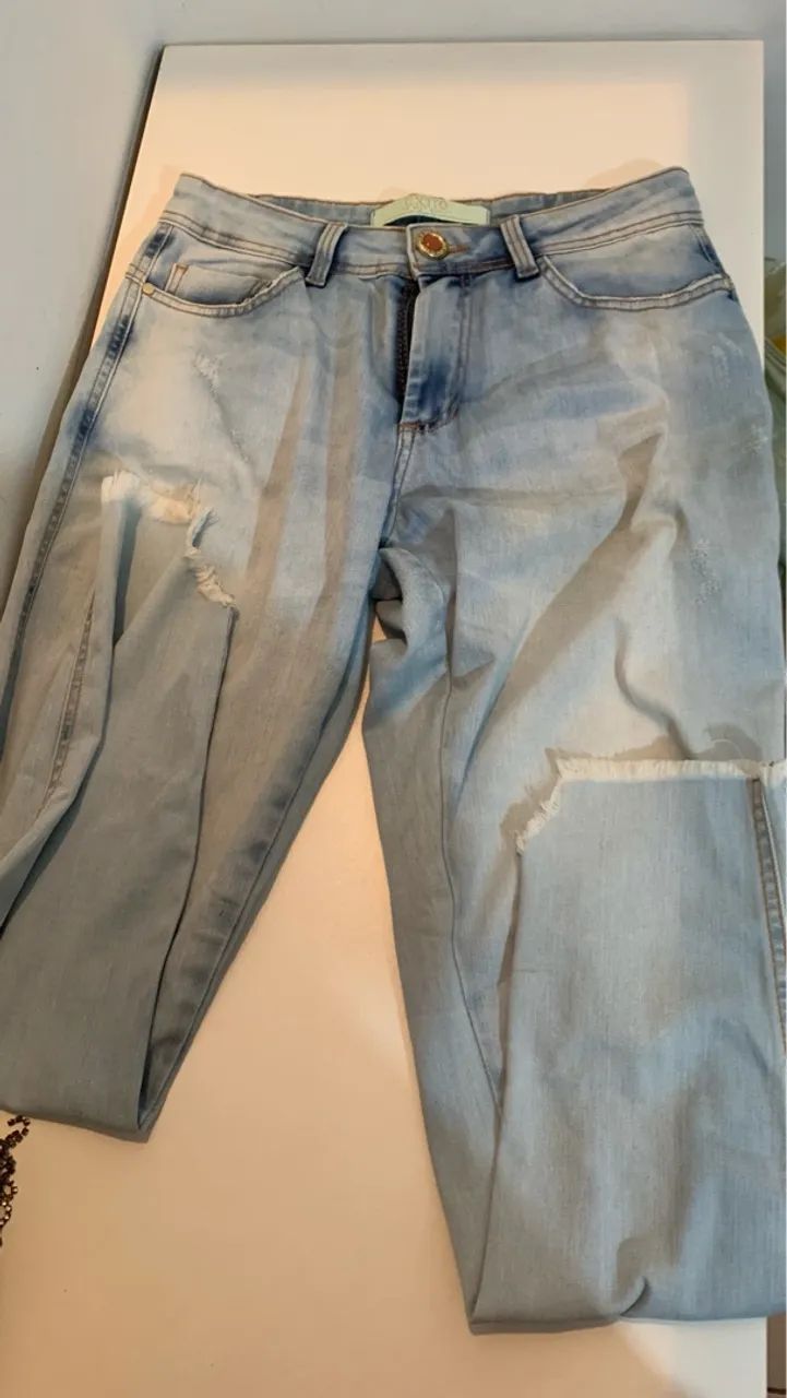 Calça Feminina Bege com Botões - Foto 2