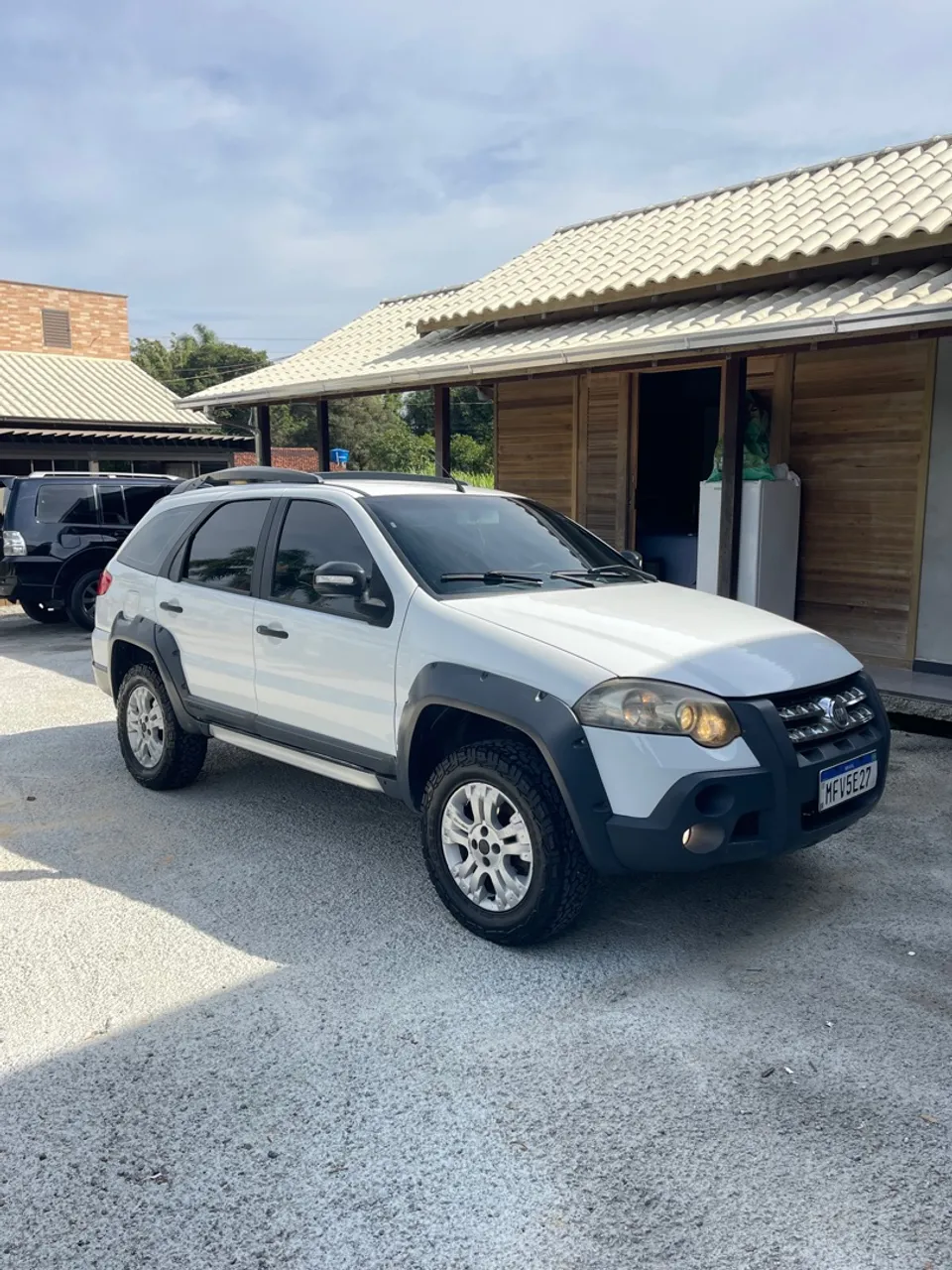 Fiat Palio Weekend ADVENTURE LOCKER 1.8