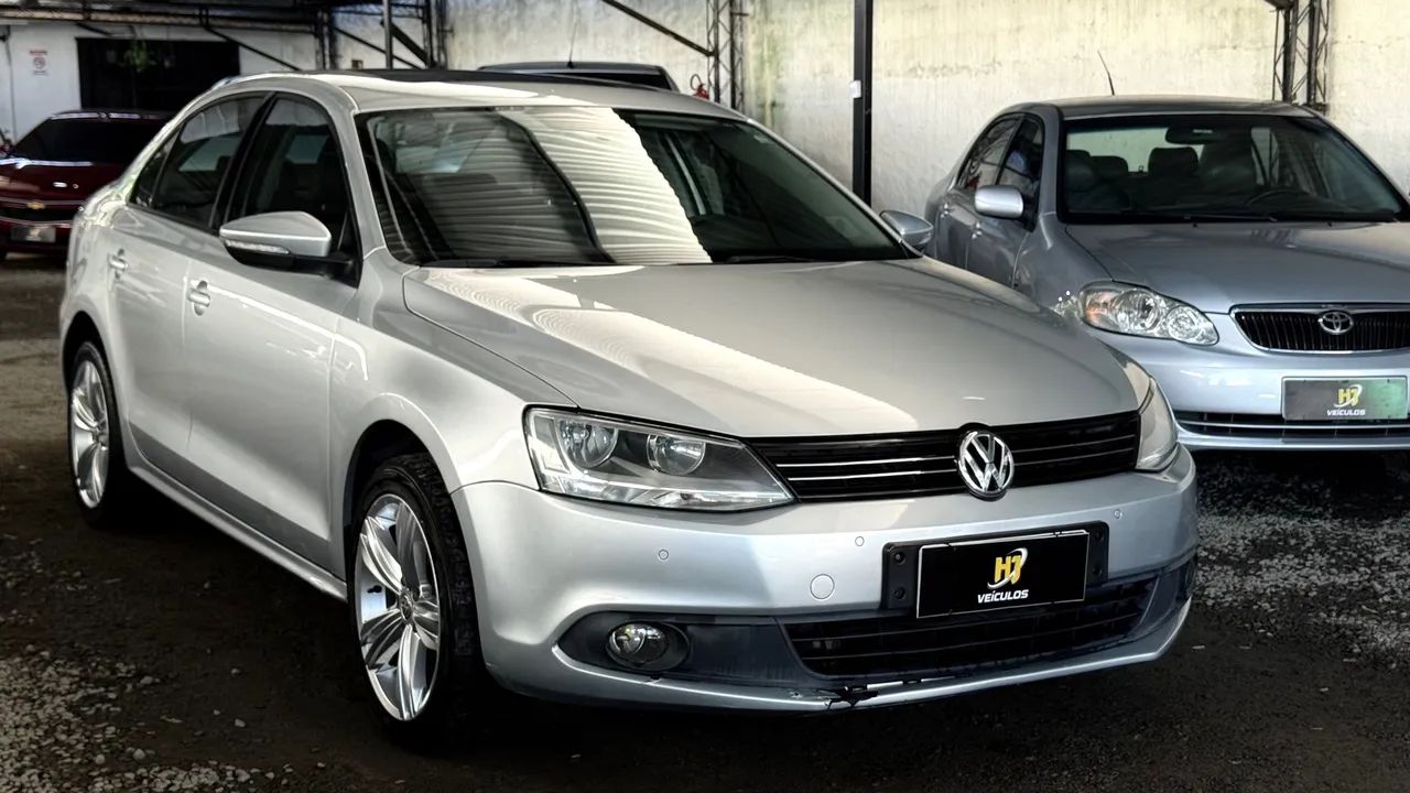 V/T/F JETTA COMFORTLINE 2.0 T.FLEX COMPLETO+TETO SOLAR ANO 2012 - Foto 2