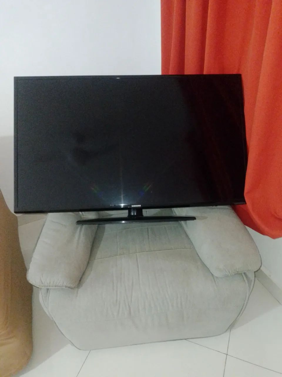 TV LCD COM DEFECT.64396662749443122