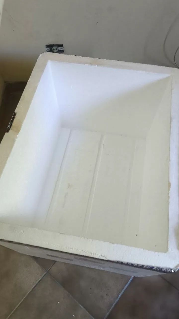 Caixa de isopor 170l - Foto 3
