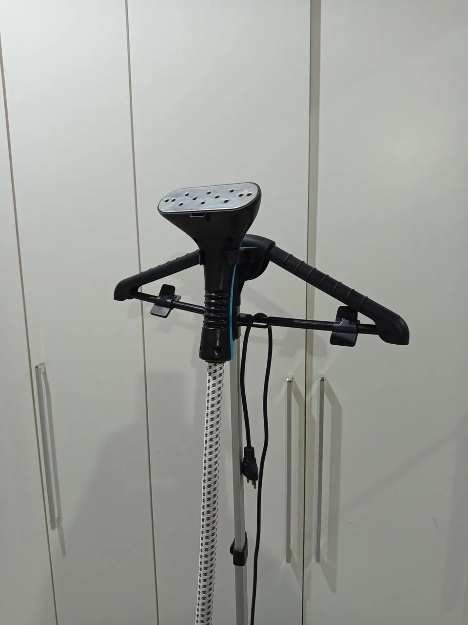 Vaporizador de Roupas Portátil - Prático e Eficiente