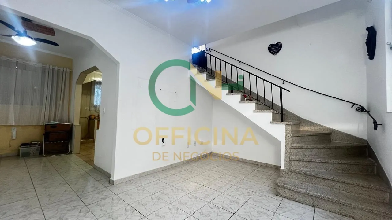 SOBRADO À VENDA - 2 DORMITÓRIOS - VARANDA - 1 VAGA - 96M² - R$450.000,00 - ESTUÁRIO - SANT
