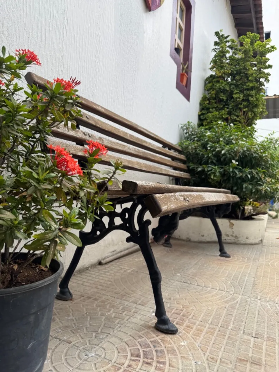 BANCO "DE PRAÇA"