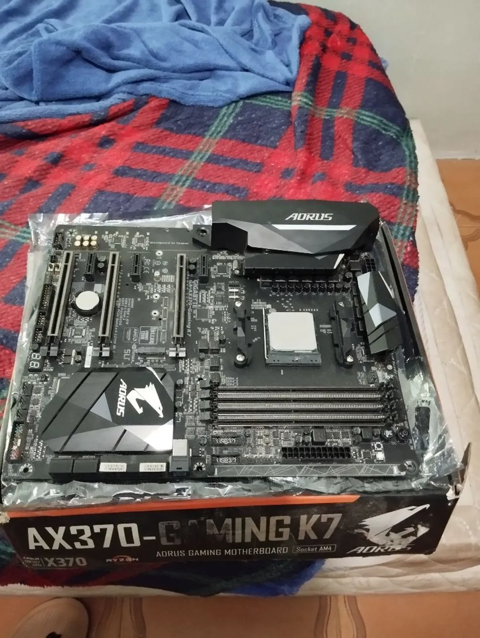 Kit placa mãe ax370 aorus gaming K7 + Ryzen 9 3900, water cooler 140mm e fonte 650w