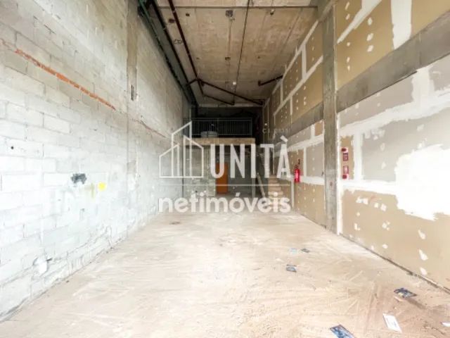 loja com pé direito duplo no Henrique Baeta em Águas Claras - Foto 5
