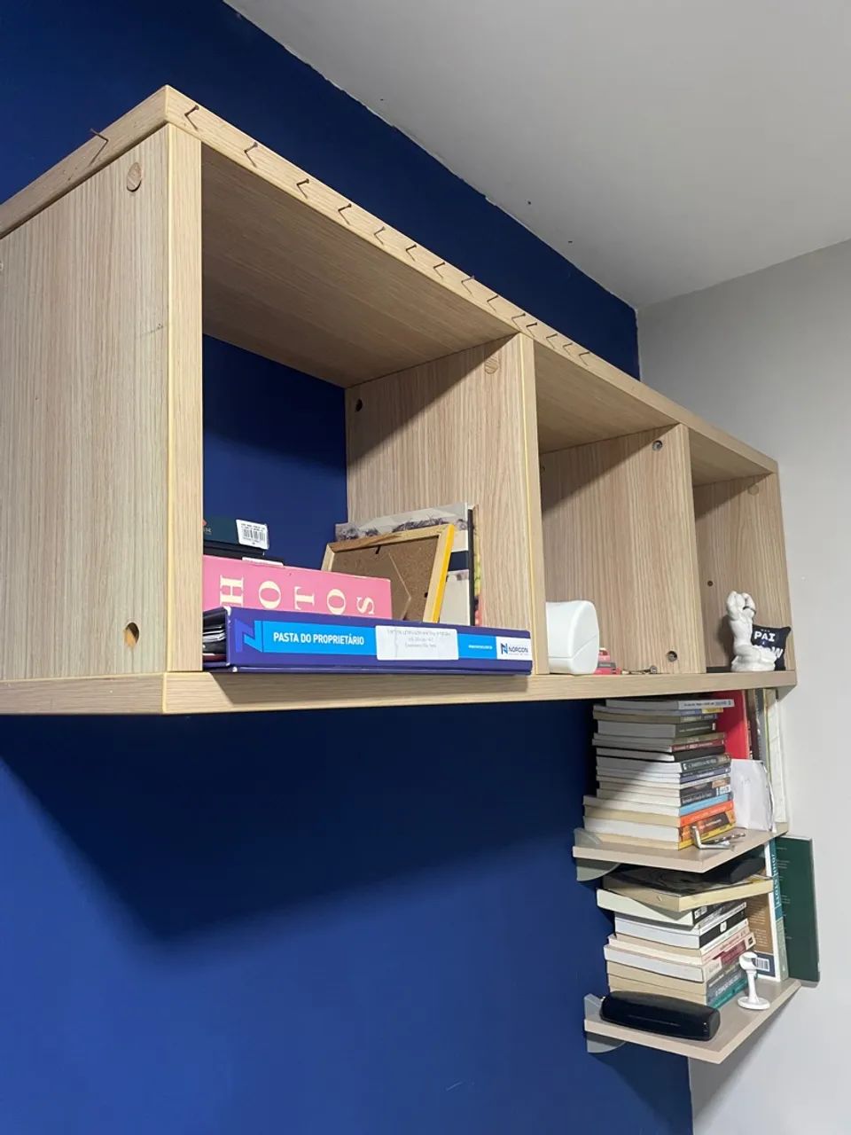 Estante nicho de madeira para organização com 2 prateleiras  - Foto 4