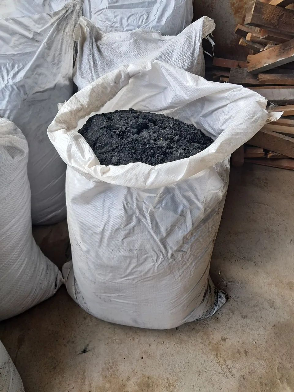 PALHA ARROZ QUEIMADA CURTIDA e CRUA