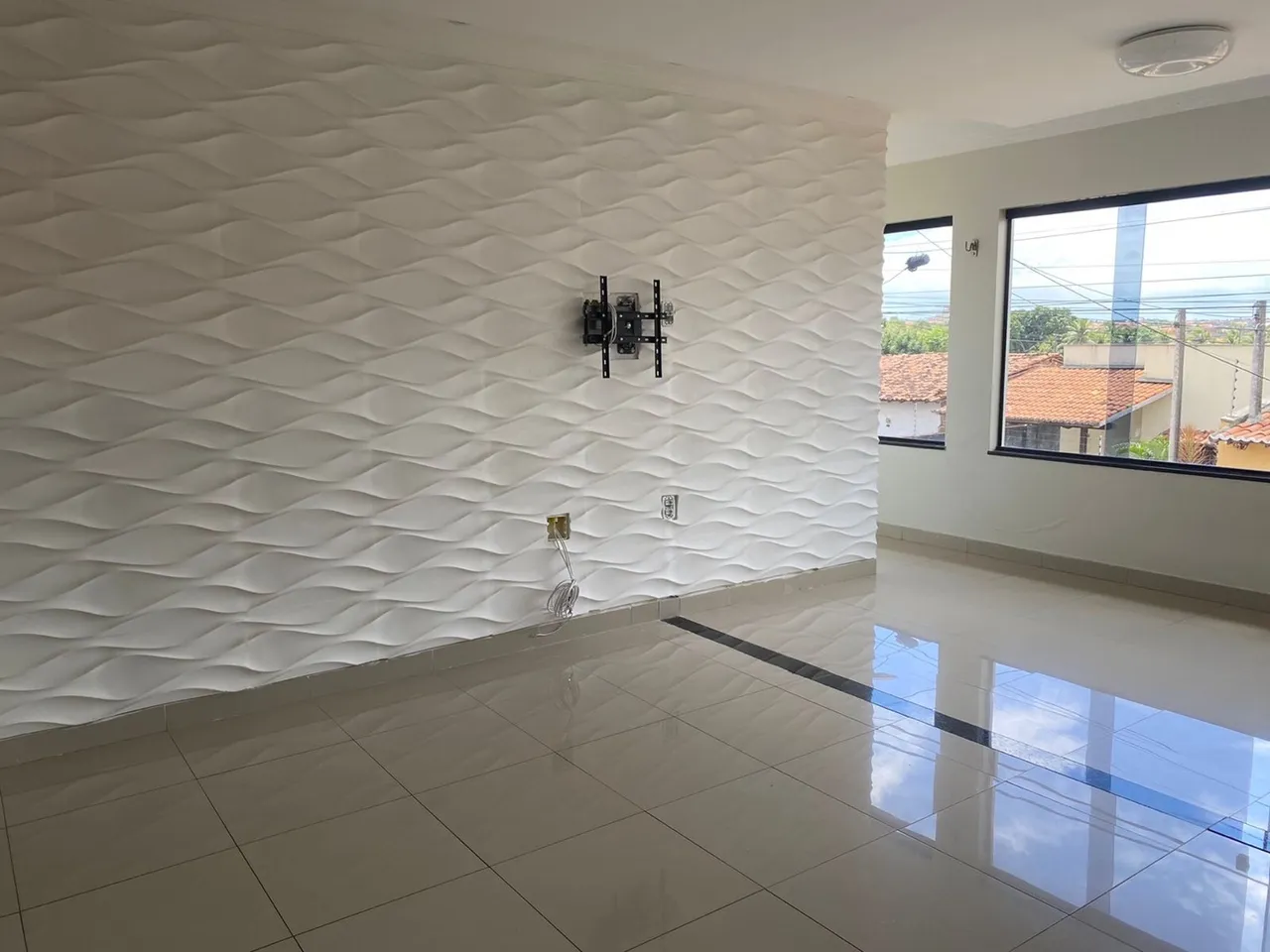 Alugo casa