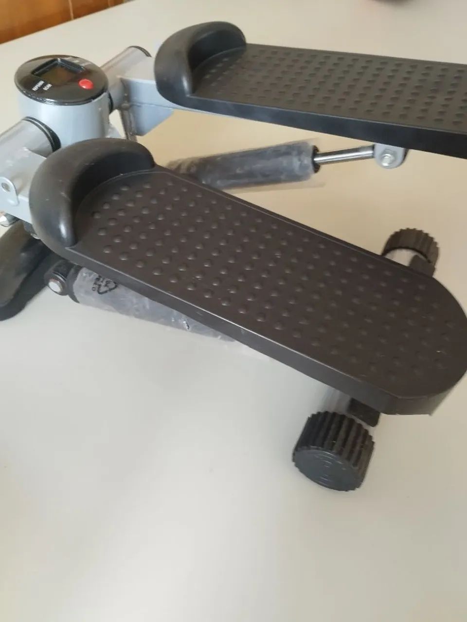 Mini Stepper Compacto - Ideal para Exercícios em Casa - Foto 3