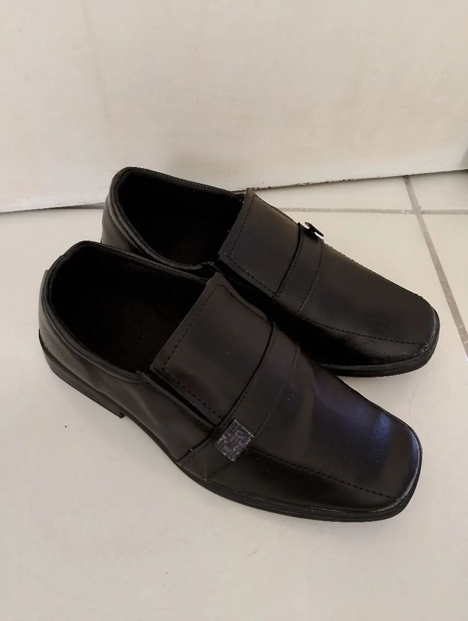 Sapato Social Infantil número 32. Ótimo preço