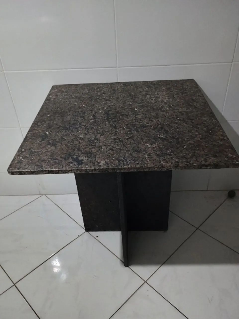 Geladeira, mesa de mármore, máquina de lavar 11,5k, sofá cama, cama box de solteiro e cama - Foto 2