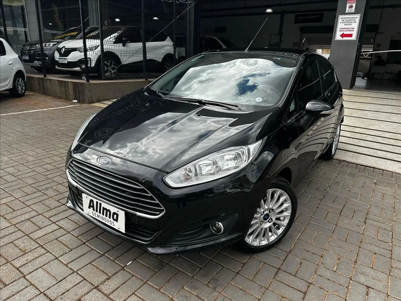 FORD FIESTA 1.6 TITANIUM HATCH 16V FLEX 4P POWERSHIFT