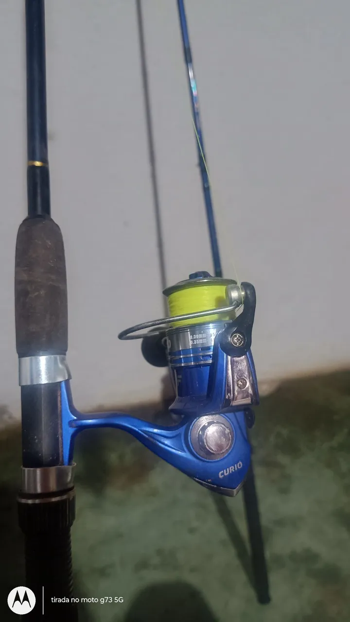 Conjunto de Pesca: Vara e Carretilha Curio