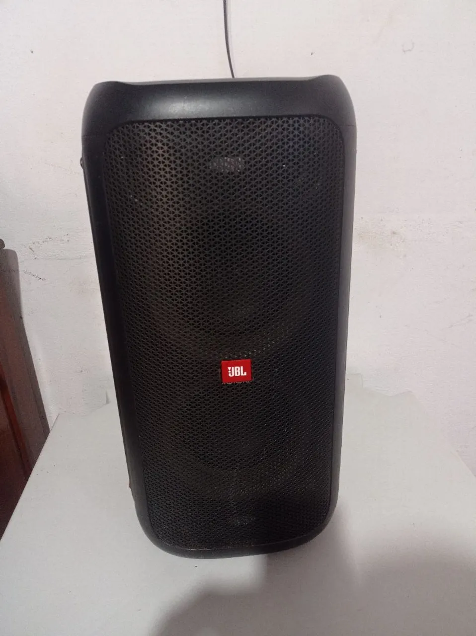 Caixa de Som JBL party100