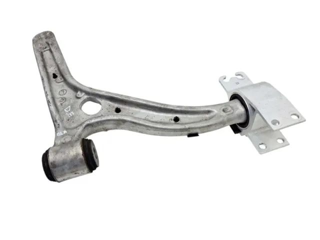 Balança bandeja dianteira esquerda MERCEDES GLA200 1.6 2016