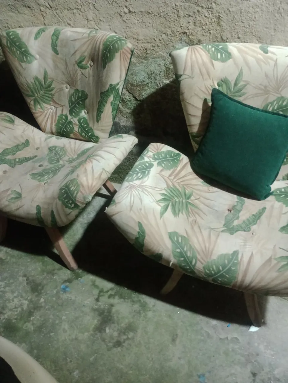 Cadeiras Decorativas com Estampa Floral