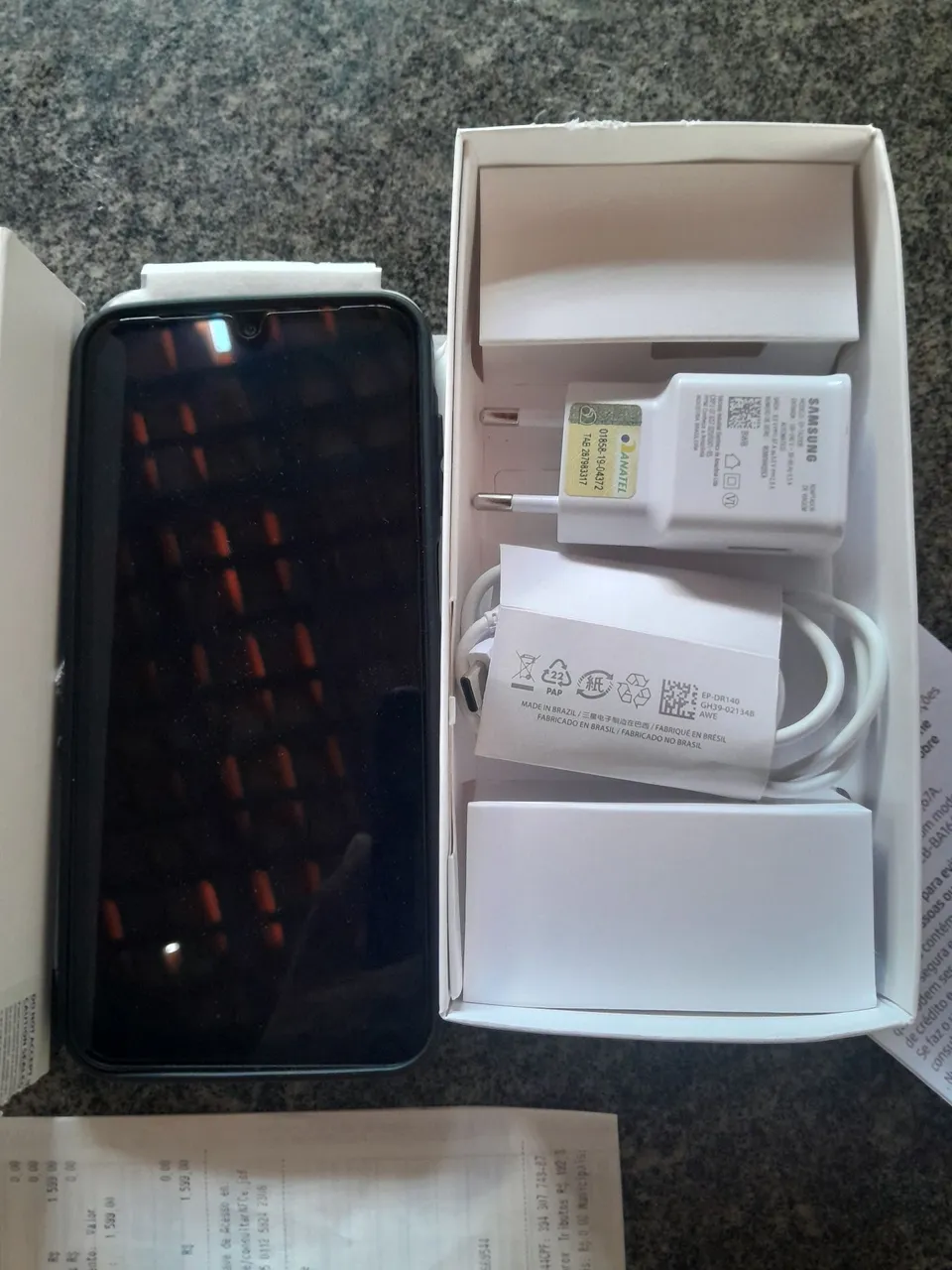 Celular novo sem uso ,com película e capa já colocados