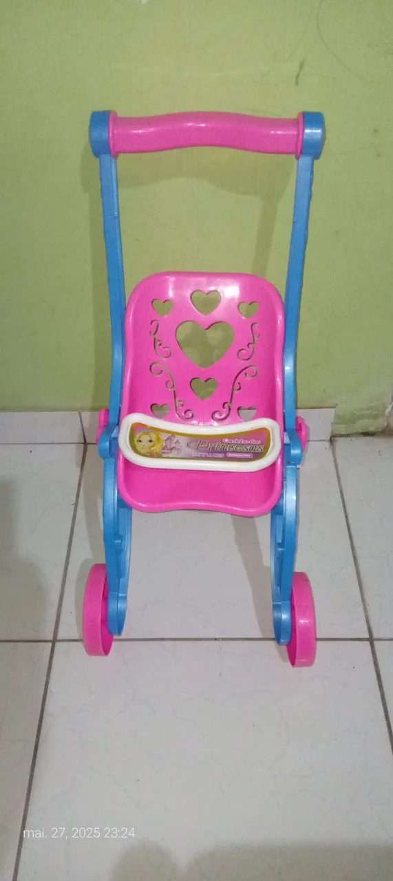 Carrinho de Boneca (oferta)