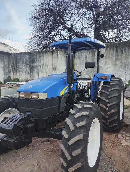Trator New Holland 4030 - Foto 3