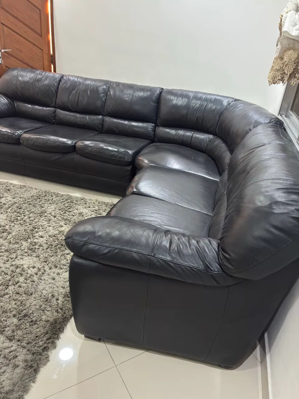 Sofá de couro 6 lugares  novo  - Foto 3