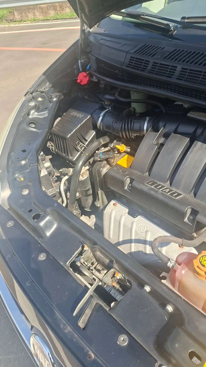 Fiat Idea Attractive 1.4 Fire Flex 8V 5P 2012 - Foto 4