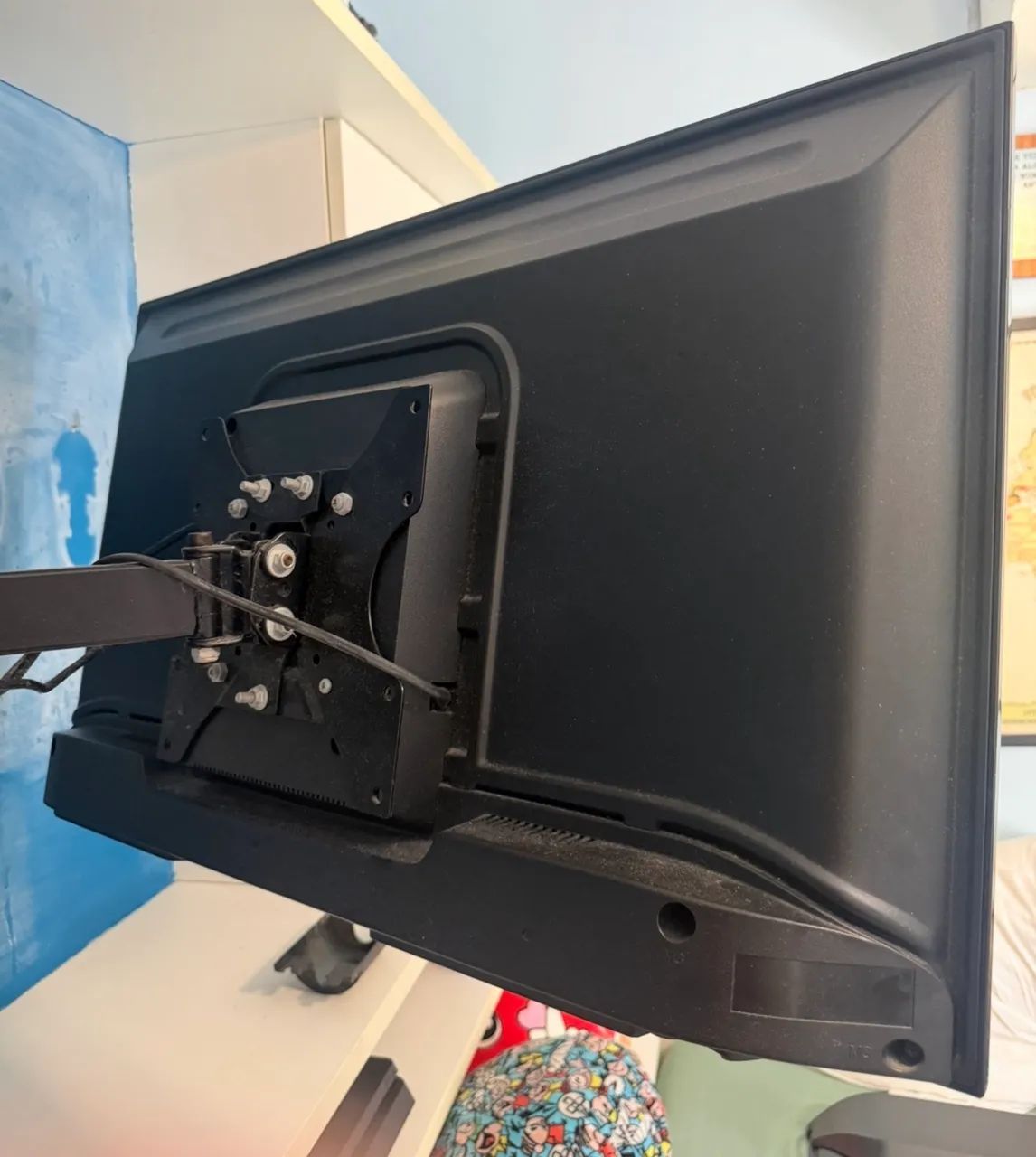 TV TCL 32? - COM SUPORTE de parede - Foto 3