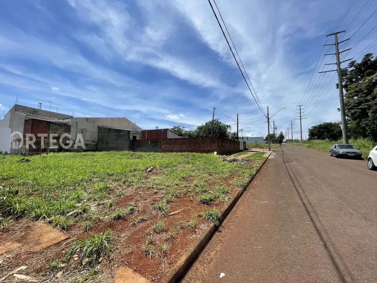 Lote/Terreno para venda em Maringá - PR