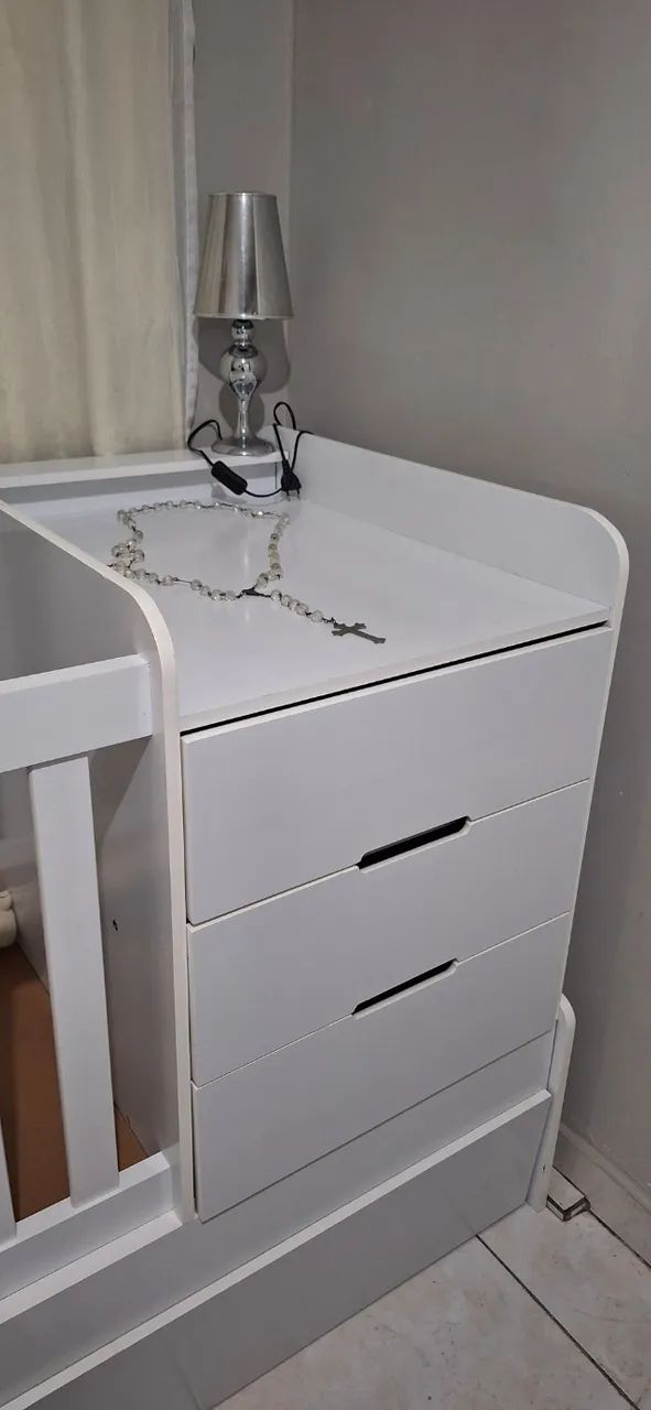 Berço com cama auxiliar e cômoda  - Foto 5